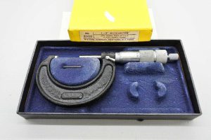 M G Tool Co, 1-2" Micrometer, Great Condition