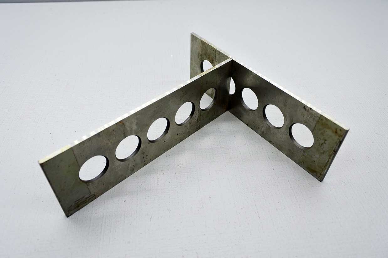Engineers Parallels 6 X 2 X 1/8" With 3/4" Holes - Image 2