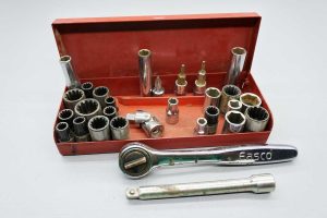 Easco USA 1/4" Drive Socket Set In Metal Case