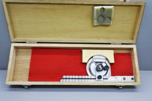 SPI Angle Gauge With Magnifier