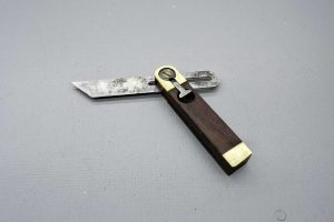 Vintage Hold Fast 6" Bevel