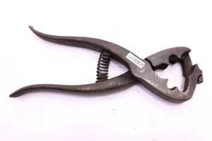 Bizarre pliers, patent pending 7" long