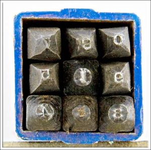 Mixed Maker Usa 1/16" Number Set, Complete, No Top To Box.