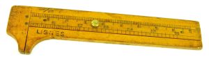 Lisnes France Boxwood 9mm Caliper.