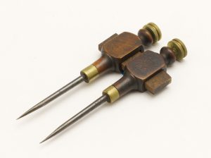 Early Timber Abd Brass Trammels, 6" Long, Brass Knurles And Caps,