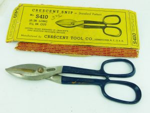 Crescent S410 Tin Snips, Box Is Tatty.