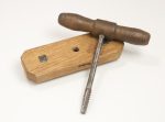 Screw Box 9/16".