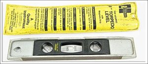 Stanley 9" Torpedo Level With Magnetic Strip.