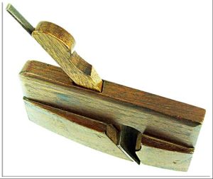 Nice Skew T Rabbet Plane, Bowed In The Middle, Extra Clean, 6" Long And 1 1/2" Cutter.