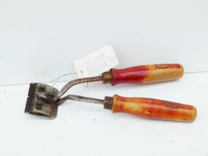 A Marton & Co London Horse Clippers,