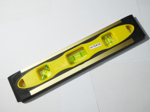 Mayes USA 9" Long Magnetic Level