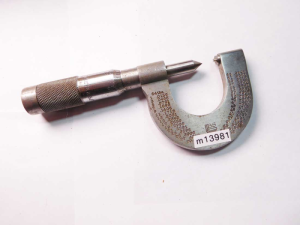 Brown & Sharpe 22-30 thread Micrometer
