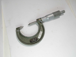 Mitutoyo Japan 112-273 0 -1" point micrometer,