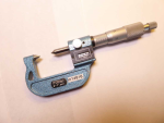 Fowler Japan 52-226 digital micrometer 0-1" .0001", with points