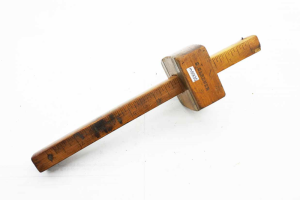 Vintage Marking Gauge, maker is worn