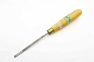 Henry Taylor No. 2 skew carving chisel, 6mm