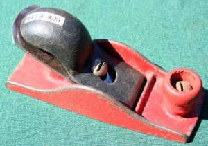 Small Block Plane, 4 3/4" Long With 1 1/4" Blade, Unmarked.