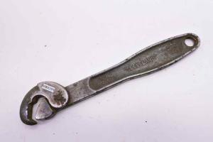 Cleveland USA 9" long vintage quick wrench