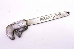 Vintage 7" long patent applied for wrench
