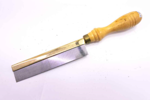 Brass back 6" long vernier saw, extra fine teeth
