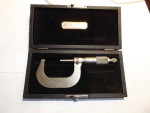 Starrett 1212   1 - 2" micrometer iob