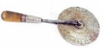 Traveller Nice Early One, 5 3/4" Round, Solid Type.