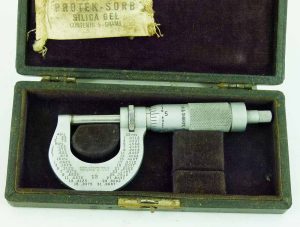 Brown & Sharpe #13 0 -1" Micrometer In The Box.