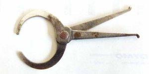 Absolute Mini Calipers 2 1/8" Long, No Markings.