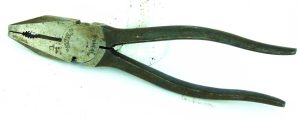 Elliott 216-8" England Pliers.