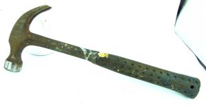 Estwing E3 Claw Hammer.
