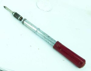 JapanRatchet Screwdriver With Phillips Head Bit.