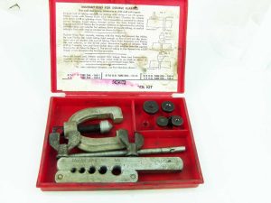 Cal-Van Usa Double Flaring Kit.