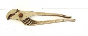 Keesteel 11" Multigrip Pliers.