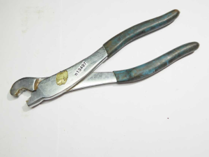 Japan 7 1/2" car pliers