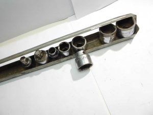 MAC USA 3/8" drive socket set in metal case, 7/8,13/16,3/4,11/16,9/16,3/8", 1/2-3/8", and 3/8 XX126