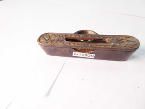 Vintage embossed top line level, 3"