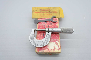 Starrett USA T230XFL-1 0-1" Micrometer, In The Box, .0001"