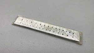 Half Crescent Jewellers Draw Plate In New Condition