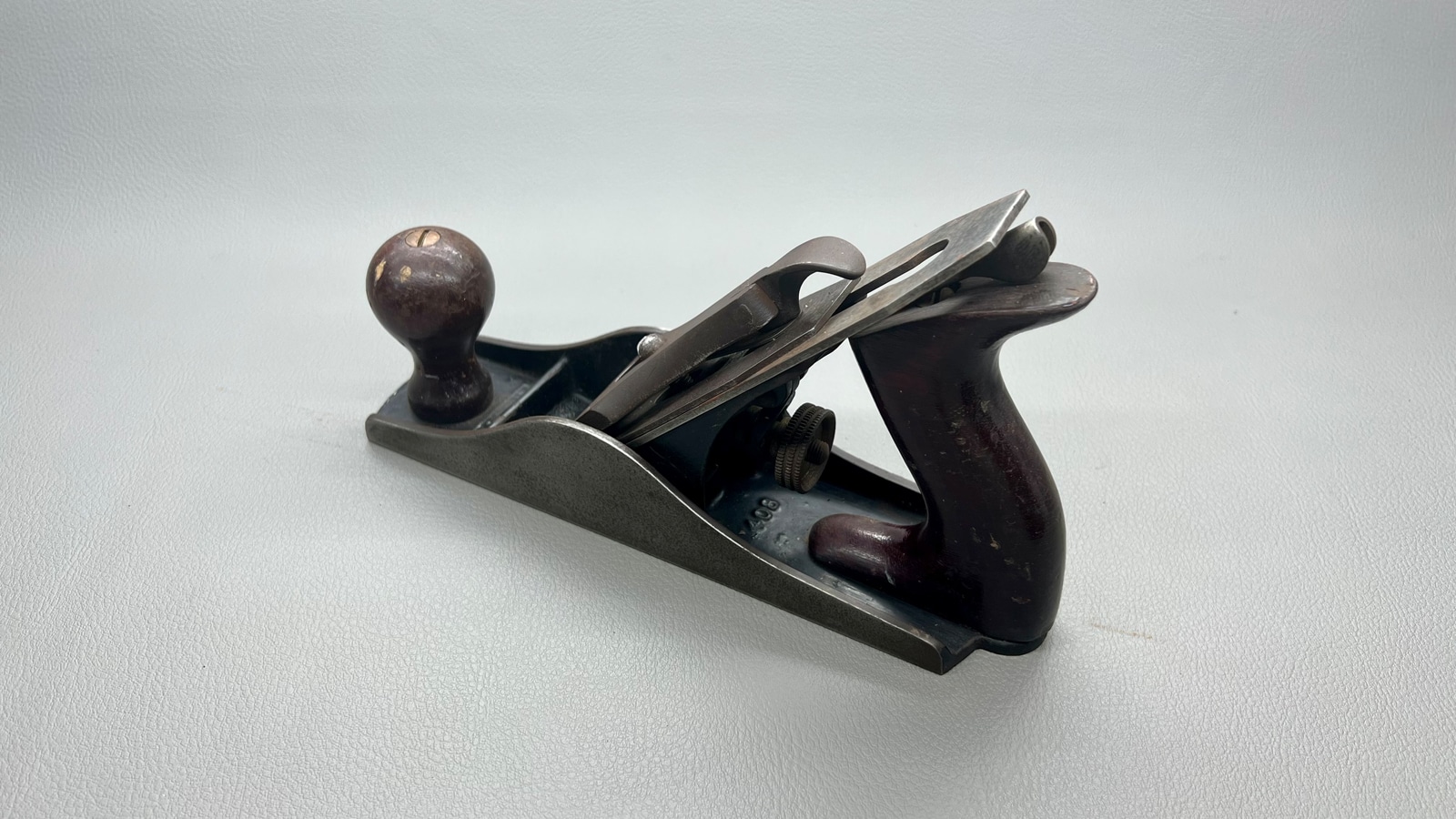 Sargent No 408 Bench Plane Logo On Cutter - Image 4