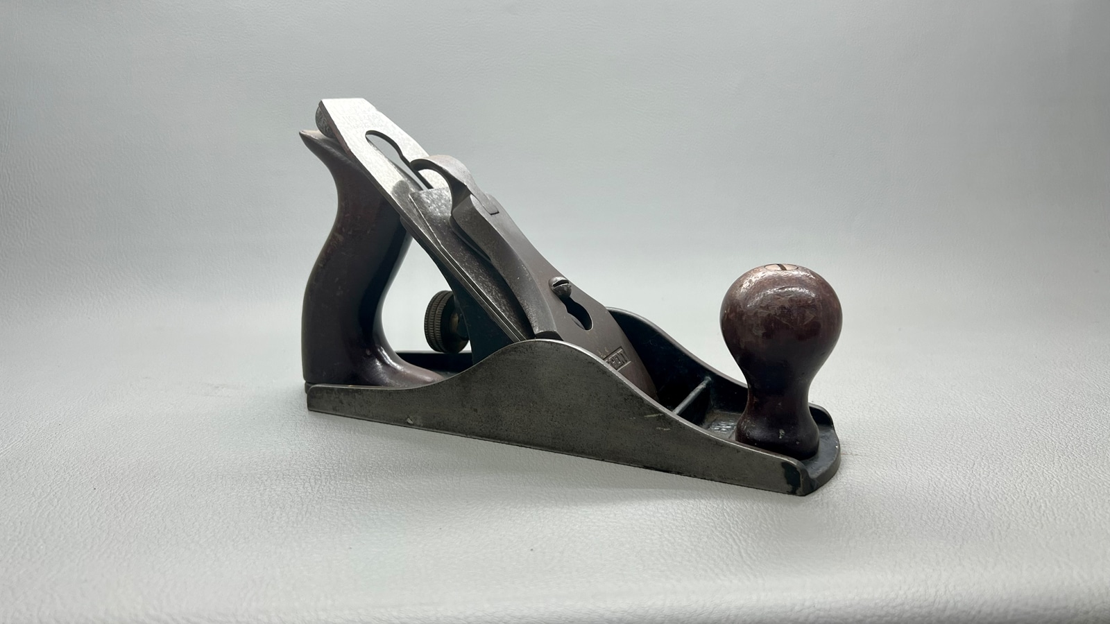 Sargent No 408 Bench Plane Logo On Cutter - Image 3