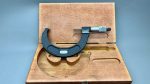 Starrett USA No 216 3 - 4" Digital Micrometer in good condition