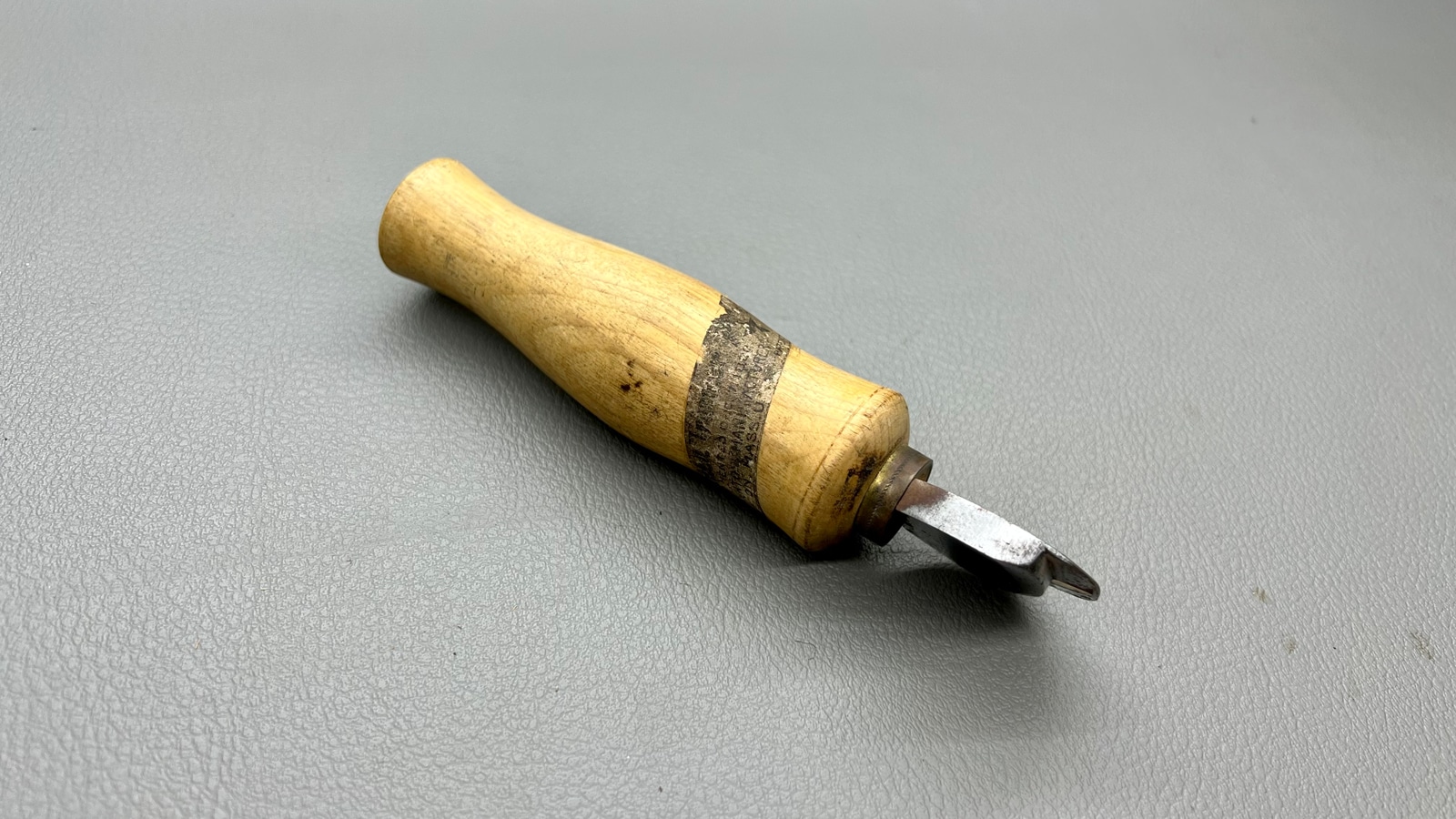 Leather Shave Tool - Image 2