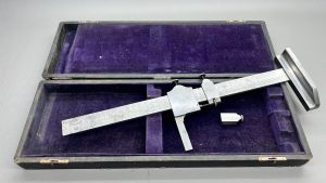 Brown & Sharpe No 585 Height Gauge Up to 12" In Good Condition IOB