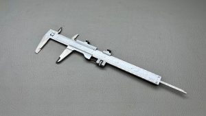 Fowler Vernier Measuring 1/1000" & 7" Long In Good Condition OM