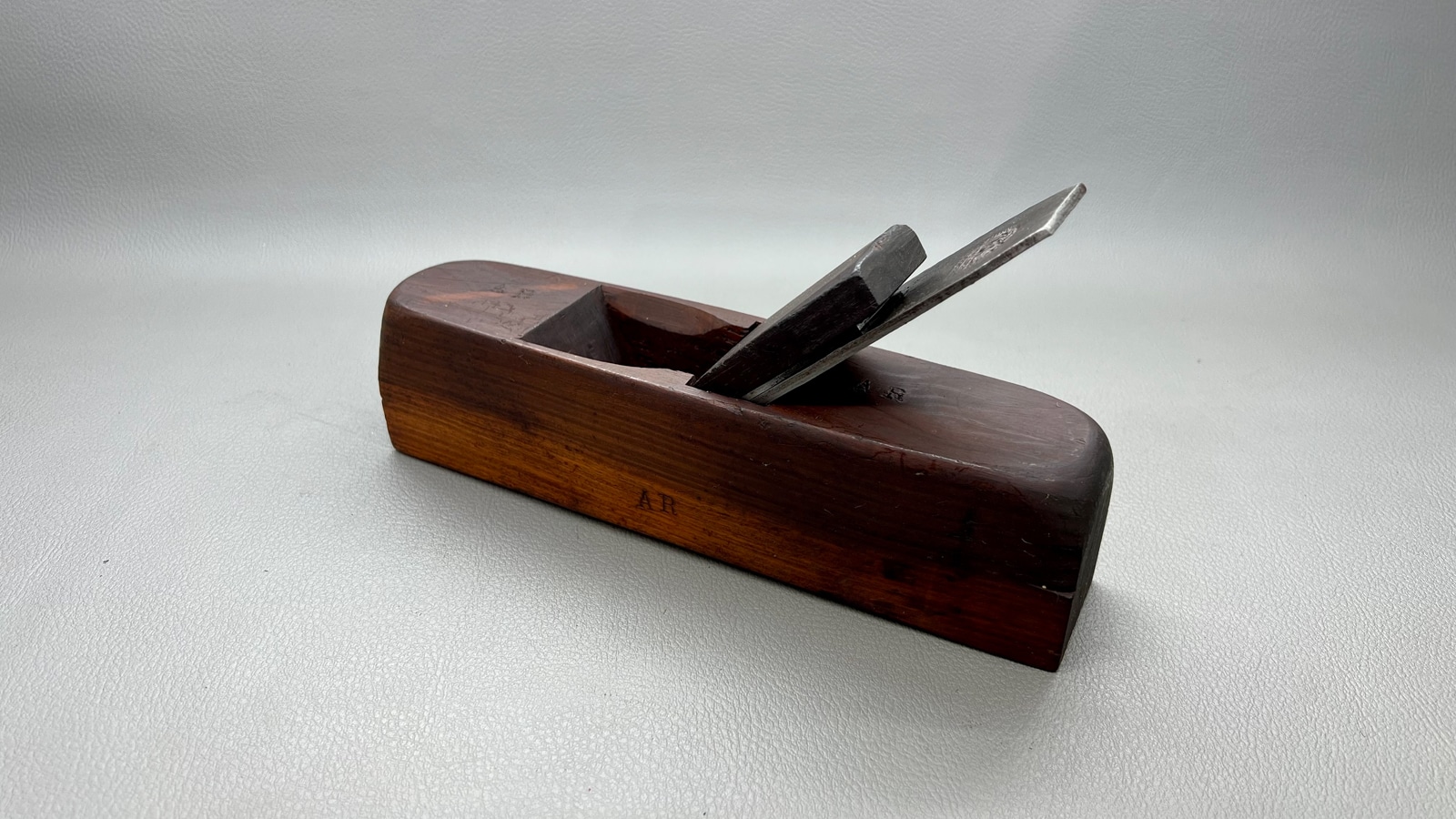Buck Brothers Concave Chamfer Plane - Image 5