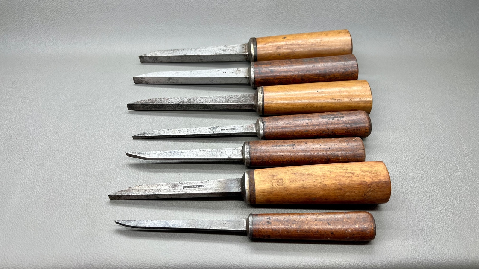 Potts & Co/ Sorby Pig Sticker Chisel Set - Image 2