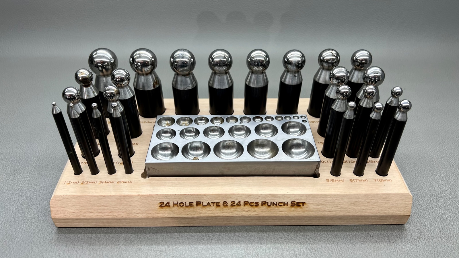 24 Piece Hole Plate & Punch Dapping Set In Top Condition