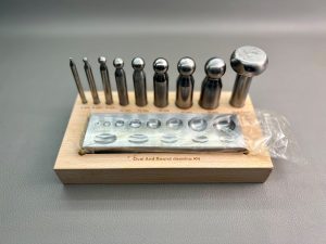 Oval & Round Dapping Kit 3mm to 24mm In Timber Base In Good Condition